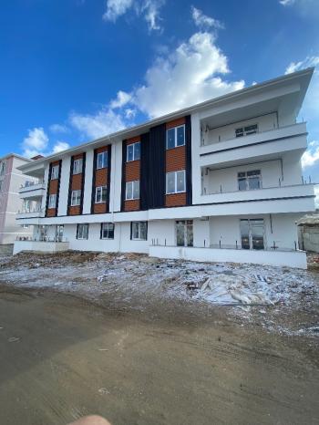 GÜVENAY - ÇORUM GÜLABİBEY MAH. HUZUR EVİ ARKASI SATILIK 3+1 DAİRE