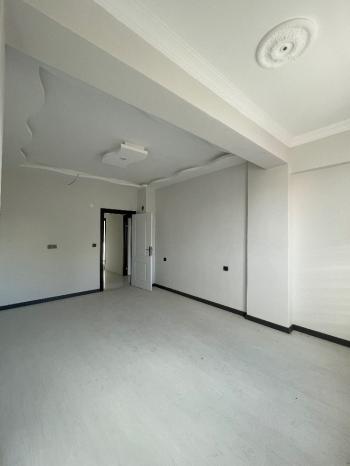 GÜVENAY – ÇORUM GÜLABİBEY MAHELLESİ KAPAKLI' DA SATILIK 3+1 DAİRE