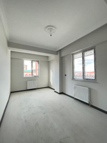 GÜVENAY – ÇORUM GÜLABİBEY MAHELLESİ KAPAKLI' DA SATILIK 3+1 DAİRE