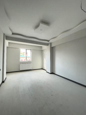 GÜVENAY – ÇORUM GÜLABİBEY MAHELLESİ KAPAKLI' DA SATILIK 3+1 DAİRE