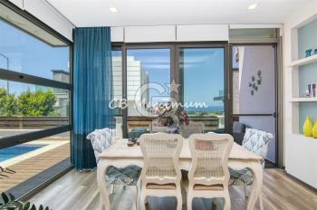 KIBRIS GİRNE EDREMİT TE 620 M2 ARSA İÇİNDE 4+1 DENİZ MANZARALI HAVUZLU ÇOK ÖZEL VİLLA