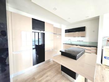 KKTC Girne Merkezde Cadde Üzeri Deniz Manzaralı Kiralık 3+1 Ofis Nitelikli Daire