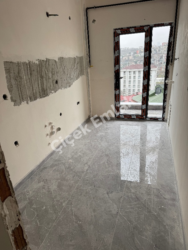 Alibeyköy Metro'ya 5 Dk 6.Kat Manzaralı 2+1 Balkonlu Sıfır Satılık Daire