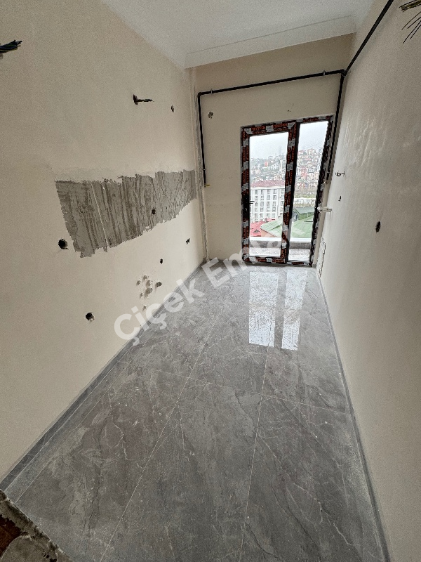 Alibeyköy Metro'ya 5 Dk 6.Kat Manzaralı 2+1 Balkonlu Sıfır Satılık Daire