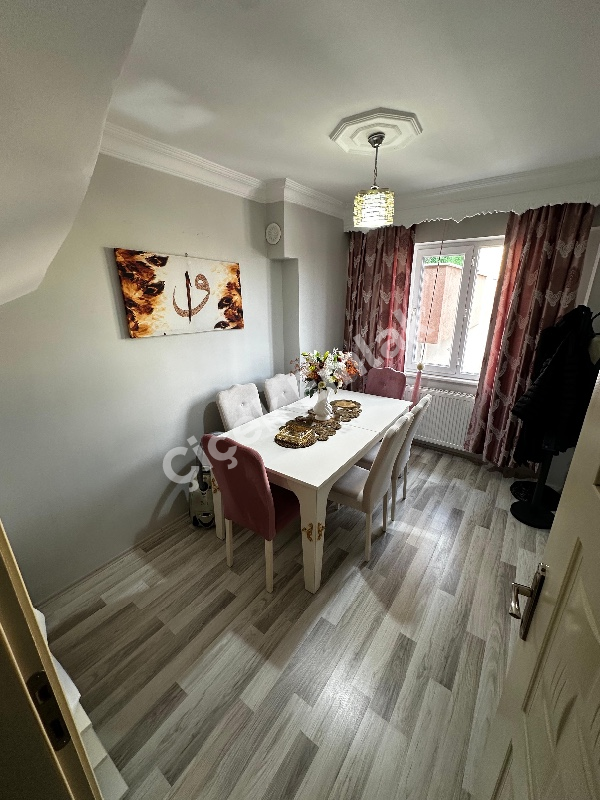 Yeşilpınar'da Asansörlü 4+1 Satılık Dubleks