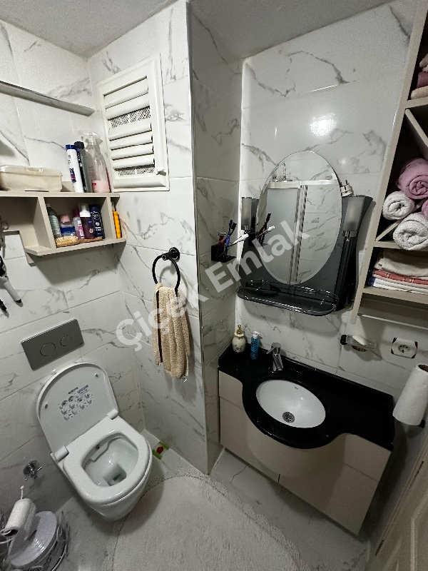 Yeşilpınar'da Asansörlü 4+1 Satılık Dubleks