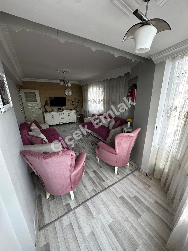 Yeşilpınar'da Asansörlü 4+1 Satılık Dubleks