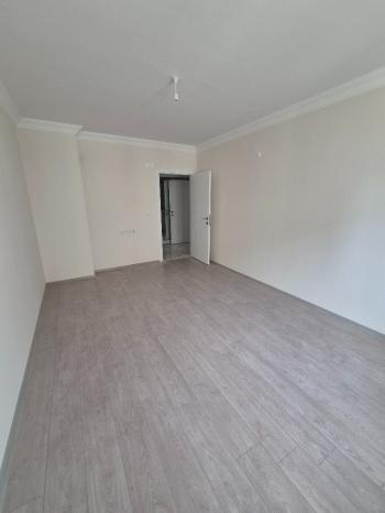 GÜVENAY -  ÇORUM BUHARAEVLER OSMANCIK CADDESİ ÜZERİNDE  3+1 SATILIK DAİRE