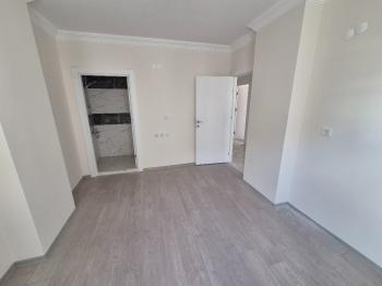 GÜVENAY -  ÇORUM BUHARAEVLER OSMANCIK CADDESİ ÜZERİNDE  3+1 SATILIK DAİRE