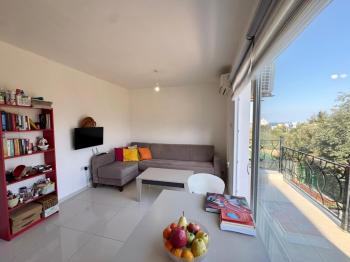 Kaçırılmayacak Fırsat Kıbrıs Girne Karaoğlanoğlun da Satılık  1+1 Daire