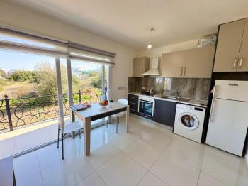 Kaçırılmayacak Fırsat Kıbrıs Girne Karaoğlanoğlun da Satılık  1+1 Daire