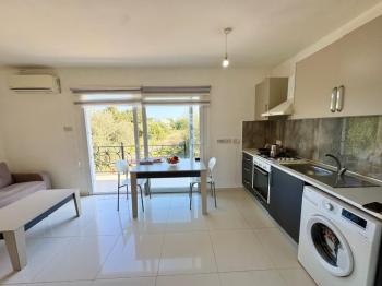 Kaçırılmayacak Fırsat Kıbrıs Girne Karaoğlanoğlun da Satılık  1+1 Daire