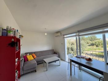 Kaçırılmayacak Fırsat Kıbrıs Girne Karaoğlanoğlun da Satılık  1+1 Daire