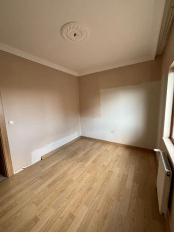 AFYON ÜÇOK EMLAKTAN KANLICA MAH TOKİ KONUTLARI SATILIK ARAKAT 2+1 FIRSAT BAKIMLI DAİRE