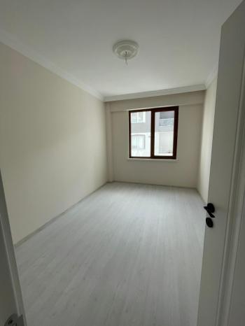 AFYON ÜÇOK EMLAKTAN MAREŞAL F ÇAKMAK MAH KİRALIK SIFIR LÜX 2+1 ARAKAT DAİRE ! OPSİYONLANMIŞTIR