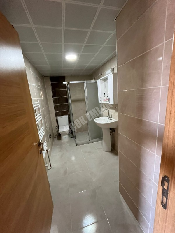 AFYON ÜÇOK EMLAKTAN KANLICA MAH TOKİ KONUTLARI SATILIK ARAKAT 2+1 FIRSAT BAKIMLI DAİRE