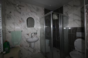 ASLAN'DAN TECE'DE MERKEZİ KONUM'DA HAVUZLU FULL EŞYALI 2+1