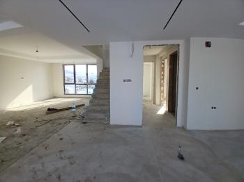 GÜVENAY - ÇORUM BİNEVLER PANORAMİK MANZARALI SATILIK 5+1 VİLLA