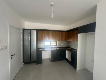  HAMİTKÖY' DE SATILIK ZEMİNKAT 2+1  YENİ SIFIR DAİRE