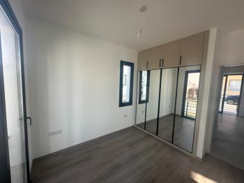  HAMİTKÖY' DE SATILIK ZEMİNKAT 2+1  YENİ SIFIR DAİRE