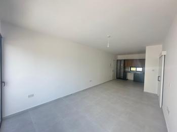  HAMİTKÖY' DE SATILIK ZEMİNKAT 2+1  YENİ SIFIR DAİRE