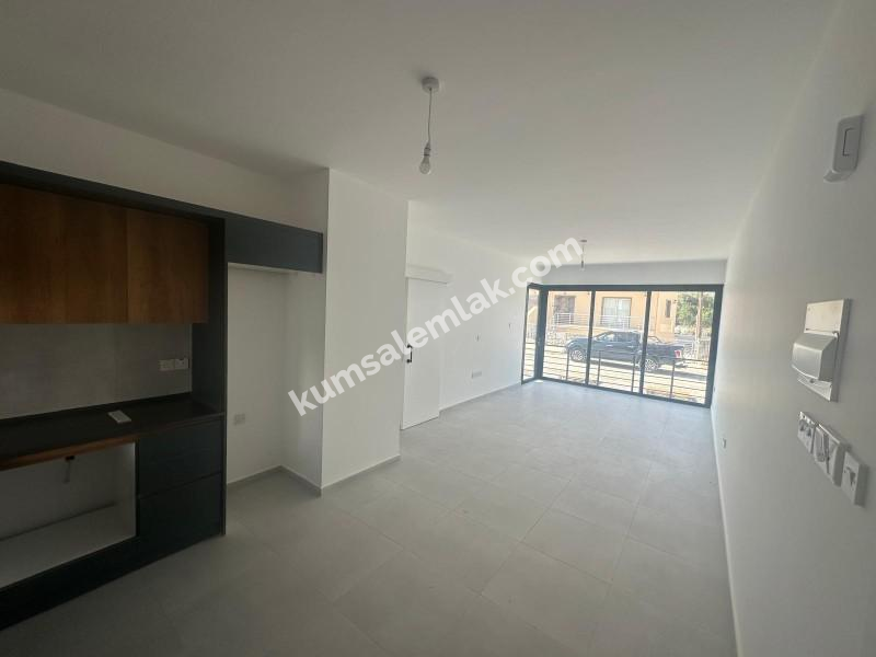  HAMİTKÖY' DE SATILIK ZEMİNKAT 2+1  YENİ SIFIR DAİRE