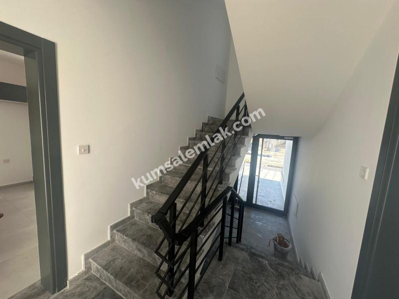  HAMİTKÖY' DE SATILIK ZEMİNKAT 2+1  YENİ SIFIR DAİRE