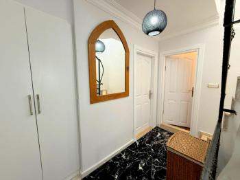 Didim Işık Sitesi'nde Tadilatlı, Tavanı Yükseltilmiş, Özel Tasarım Villa