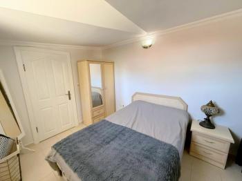 Didim Işık Sitesi'nde Tadilatlı, Tavanı Yükseltilmiş, Özel Tasarım Villa