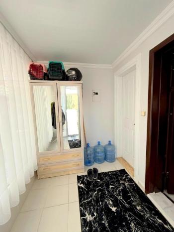 Didim Işık Sitesi'nde Tadilatlı, Tavanı Yükseltilmiş, Özel Tasarım Villa