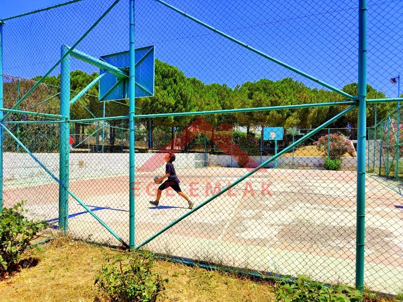 Didim Işık Sitesi'nde Tadilatlı, Tavanı Yükseltilmiş, Özel Tasarım Villa