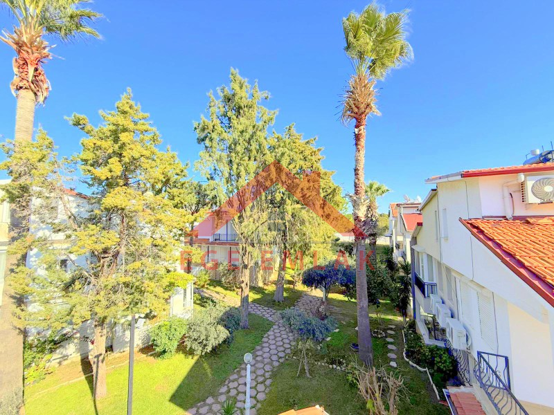 Didim Işık Sitesi'nde Tadilatlı, Tavanı Yükseltilmiş, Özel Tasarım Villa