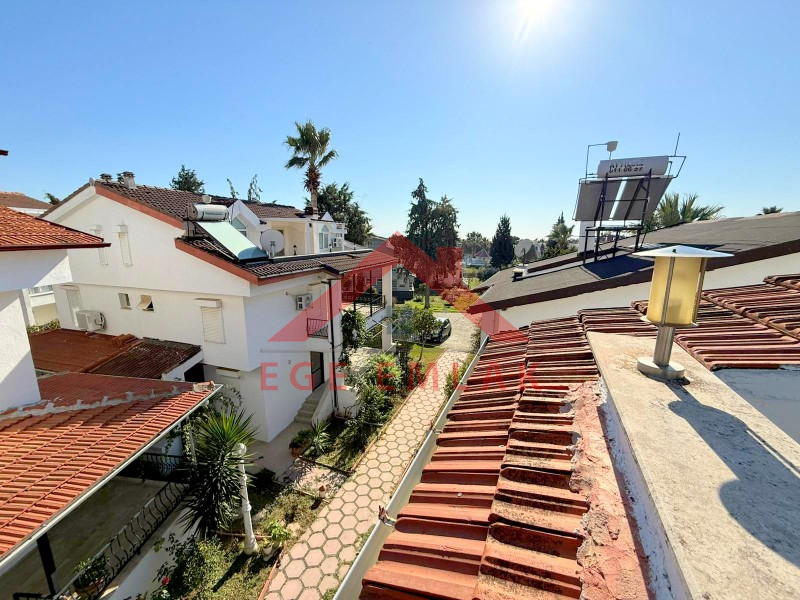Didim Işık Sitesi'nde Tadilatlı, Tavanı Yükseltilmiş, Özel Tasarım Villa