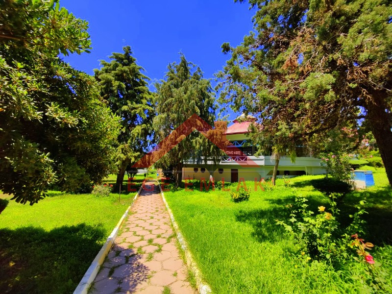 Didim Işık Sitesi'nde Tadilatlı, Tavanı Yükseltilmiş, Özel Tasarım Villa
