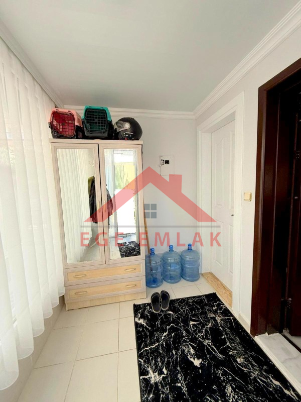 Didim Işık Sitesi'nde Tadilatlı, Tavanı Yükseltilmiş, Özel Tasarım Villa