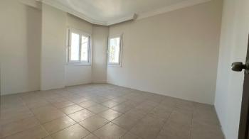 Elmas’tan Çiftlikköy’de Geniş Peyzajlı Site İçerisinde 3+1 