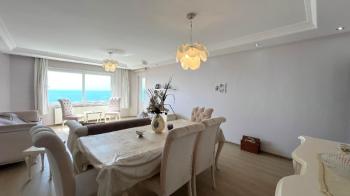 Elmas’tan Gazi’de Dağ Ve Deniz Manzaralı Emsalsiz Cepheli 4+1