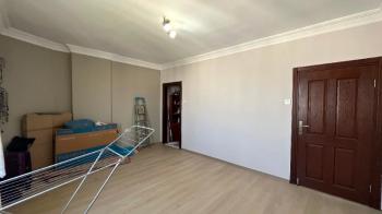 Elmas’tan Gazi’de Dağ Ve Deniz Manzaralı Emsalsiz Cepheli 4+1