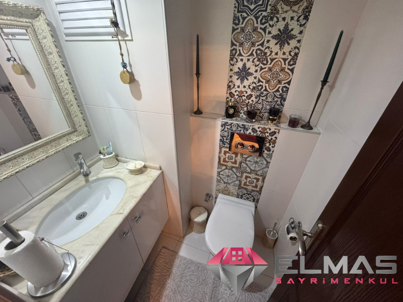 Elmas’tan Gazi Mah’de Gmk Üzeri Bağımsız Mutfak 3+1