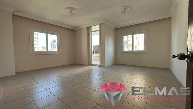 Elmas’tan Çiftlikköy’de Geniş Peyzajlı Site İçerisinde 3+1 