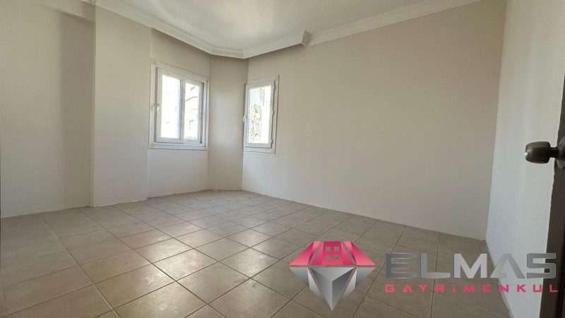 Elmas’tan Çiftlikköy’de Geniş Peyzajlı Site İçerisinde 3+1 