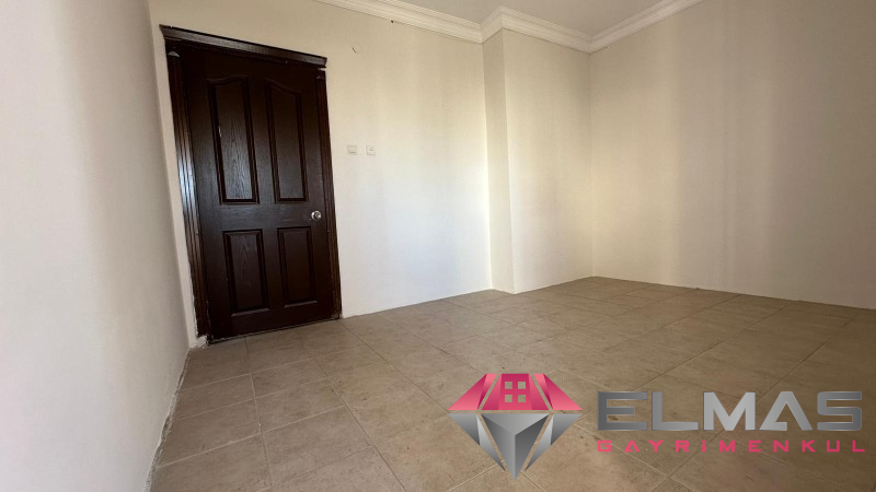 Elmas’tan Çiftlikköy’de Geniş Peyzajlı Site İçerisinde 3+1 