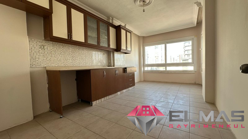 Elmas’tan Çiftlikköy’de Geniş Peyzajlı Site İçerisinde 3+1 