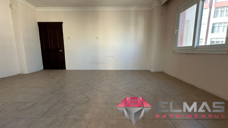 Elmas’tan Çiftlikköy’de Geniş Peyzajlı Site İçerisinde 3+1 