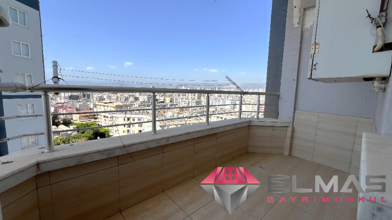 Elmas’tan Gazi’de Dağ Ve Deniz Manzaralı Emsalsiz Cepheli 4+1