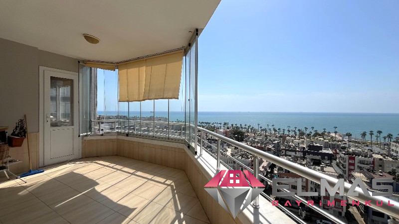 Elmas’tan Gazi’de Dağ Ve Deniz Manzaralı Emsalsiz Cepheli 4+1