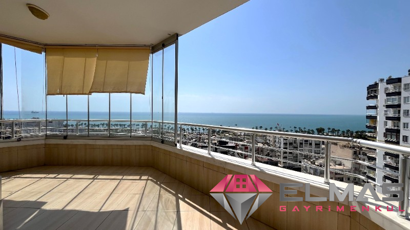 Elmas’tan Gazi’de Dağ Ve Deniz Manzaralı Emsalsiz Cepheli 4+1