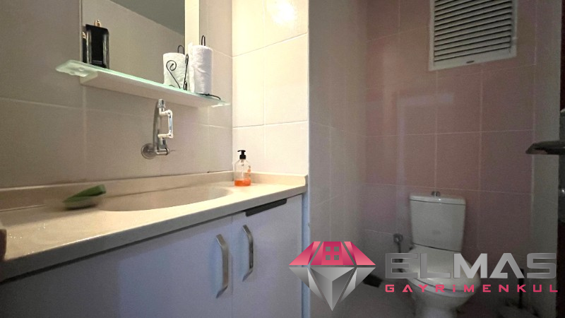 Elmas’tan Gazi’de Dağ Ve Deniz Manzaralı Emsalsiz Cepheli 4+1