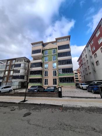 GÜVENAY -  ÇORUM BUHARAEVLER MAH.BEKİR AKSOY İLKOKULU CİVARI 3+1 SATILIK DAİRE