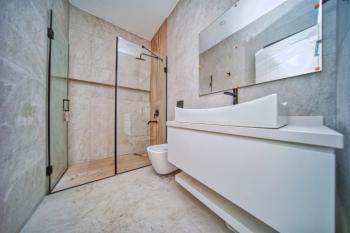 Girne Çatalköy'de Satılık Türk Koçan 4+1 Sıfır Müstakil Havuzlu Villa